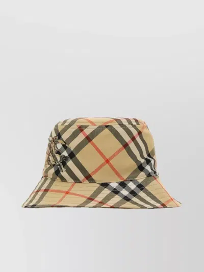 Burberry Retro Check Bucket Hat In Neutral