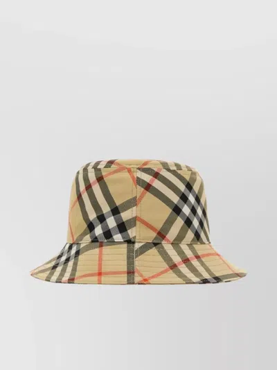 Burberry Retro Check Bucket Hat In Neutral