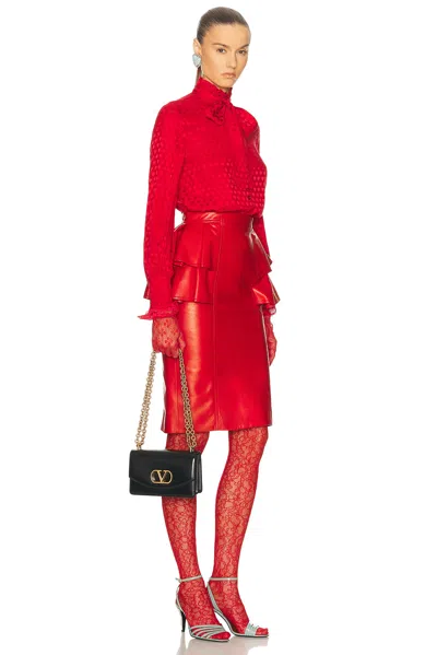 Valentino Garavani Small Leather Shoulder Bag With Adjustable Chain-link Strap In Black