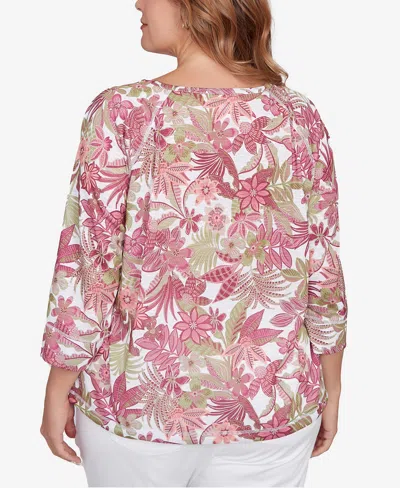 Hearts Of Palm Plus Size Printed Jungle Ivy Slub Top In Multi
