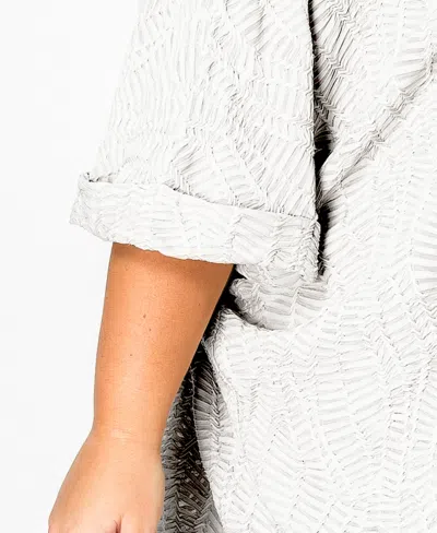 Coin 1804 Plus Size Spiral Wave Texture Dolman Cardigan Sweater In White