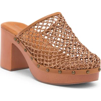 Azalea Wang Ameenah Platform Mule