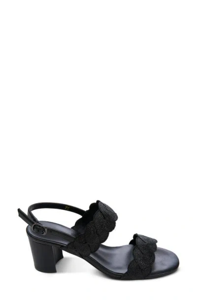 Vaneli Lettie Sandal In Black