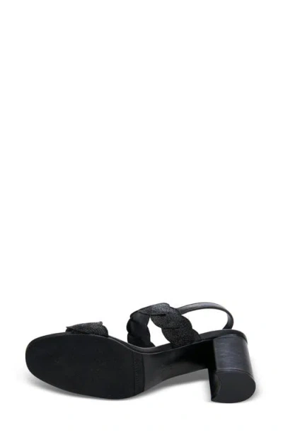 Vaneli Lettie Sandal In Black