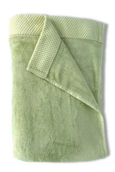 Bedvoyage Luxury Viscose Odor & Mildew Resistant Towel Collection, Bath Towel 1pc