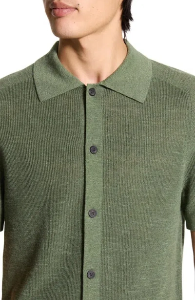 Theory Short-sleeve Button-up Shirt In Pacific Linen In Green