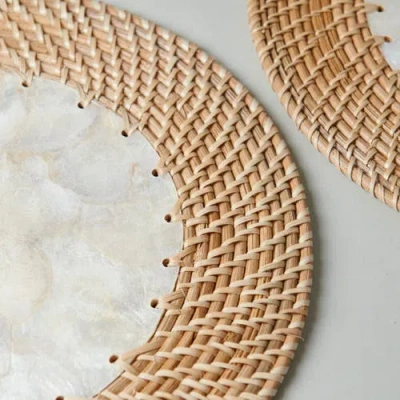 Kubo Capiz Shell Placemats With Natural Rattan