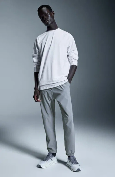 On Focus Pants In Gray