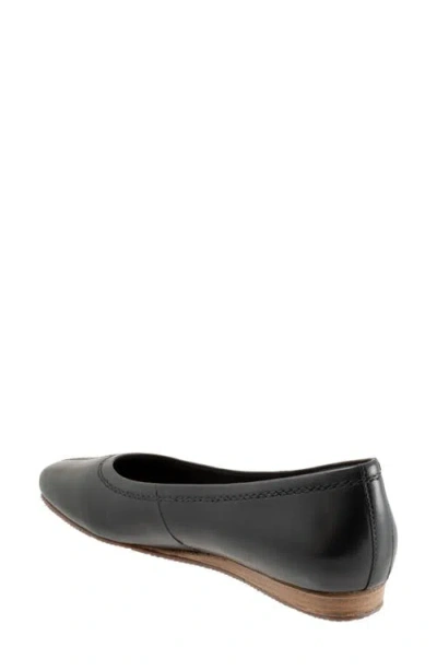 Softwalk ® Vera Cruz Flat In Black