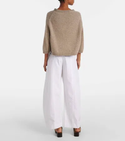 Khaite Sabina Cashmere Elbow-sleeve Boxy Sweater In Neutral