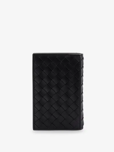Bottega Veneta Men Leather Card Holder With Intrecciato Motif In Black