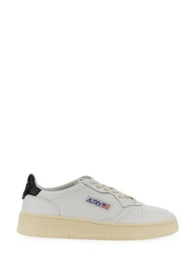 Autry Sneakers Dals Low In White And Black Leather In White