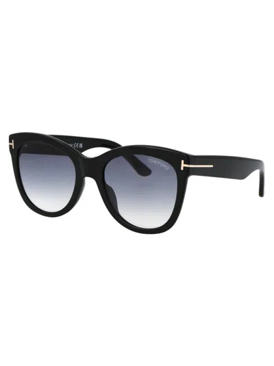 Tom Ford Wallace Ft0870 01b In Black