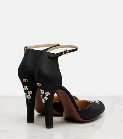 Valentino Floral Embroidered Round Toe Ankle Strap Pumps In Black