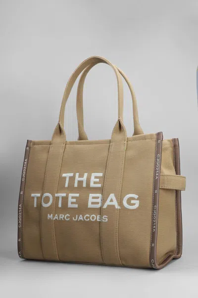 Marc Jacobs The Medium Tote Tote In Brown