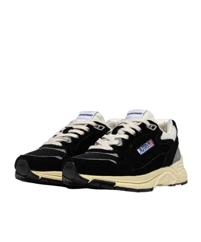 Autry Leather And Fabric Sneakers In Black