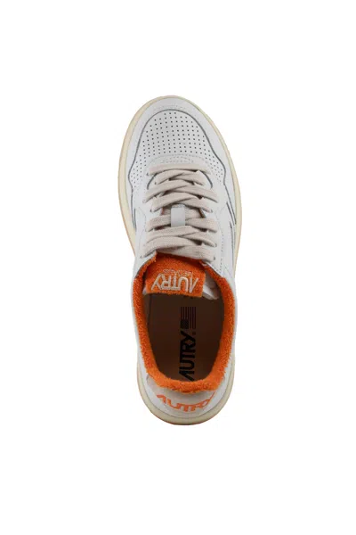 Autry Athletic Performance Sneakers Contrast Sole