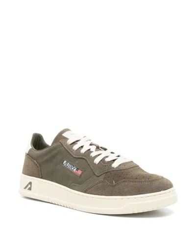Autry Low Top Suede Panels Sneakers In Gray