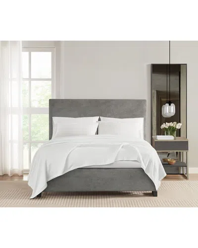 Vince Camuto Classic Cotton Blanket In White