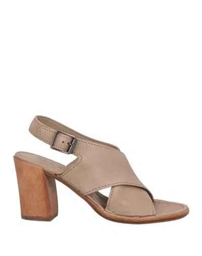 Hundred 100 Woman Sandals Taupe Size 6.5 Leather