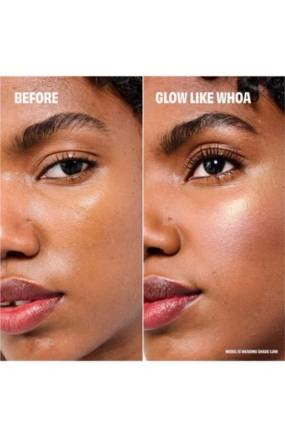 Benefit Cosmetics Glow La La Blurring Powder Highlighter