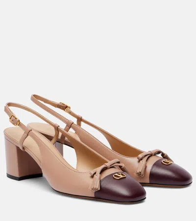 Valentino Garavani Valet Du Roi Tasseled Bow-embellished Two-tone Leather Pumps In Neutral