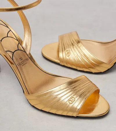 Valentino Garavani Ladycrush Sandal In Laminated Calfskin 85mm In Gold