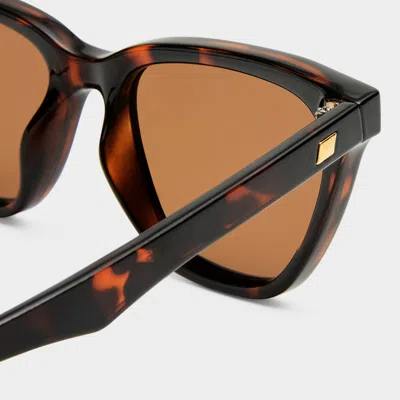 Le Specs Unfaithful