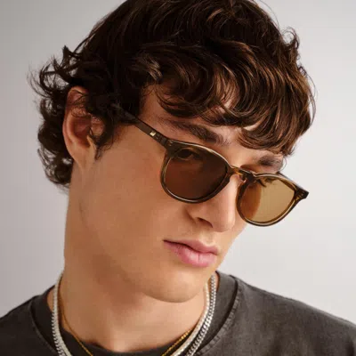 Le Specs Club Royale