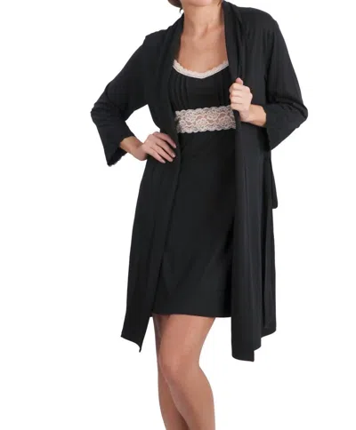 Twelve Eighty Eight Sophie Basic Quarter Sleeve Robe In Black