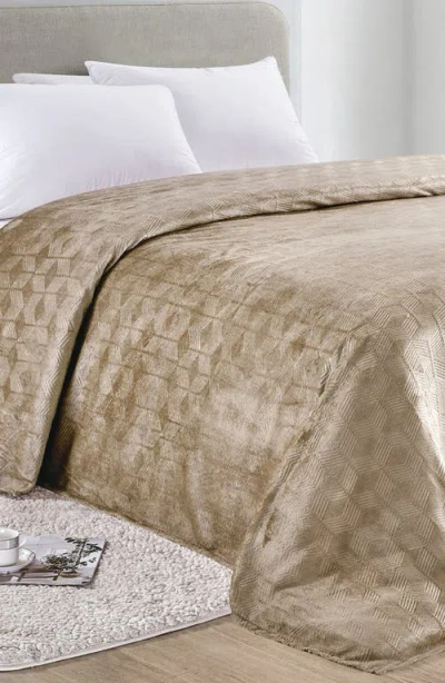 Luxury Home Amrani Embossed Throw Blanket
