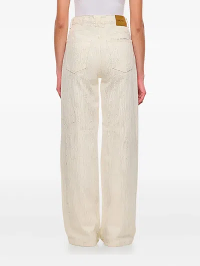 裂纹效果牛仔裤