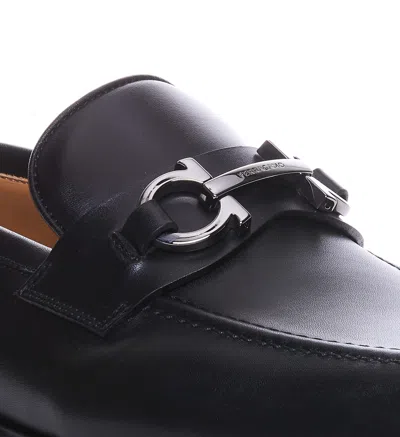 Ferragamo Gancini Ornament Loafers In Calf Leather In Nernewbiscnewbisc