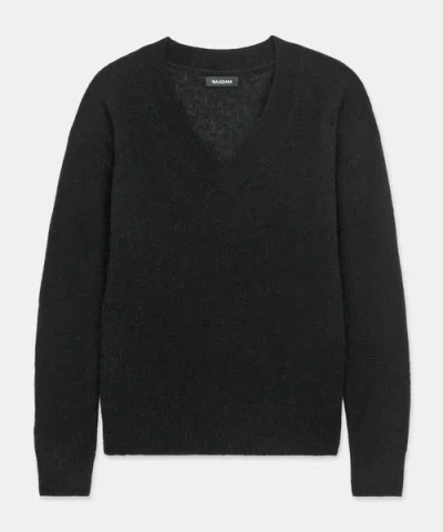 Naadam Signature Cashmere Classic V-neck Sweater In Black
