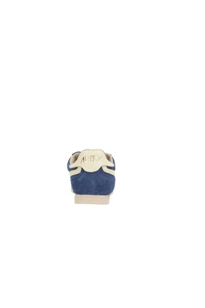 Autry Windspin Suede Sneakers With Contrast Panels In Blue