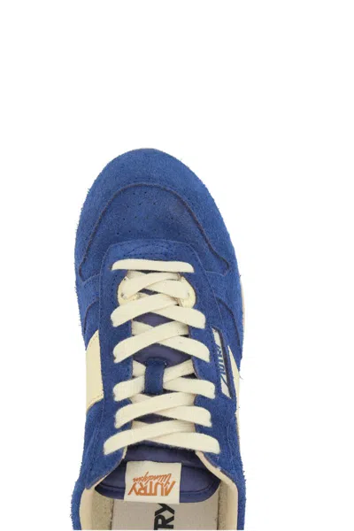 Autry Windspin Suede Sneakers With Contrast Panels In Blue