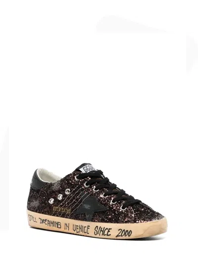 Golden Goose Low Top Sneakers With Eyelet And Star Detail In Black