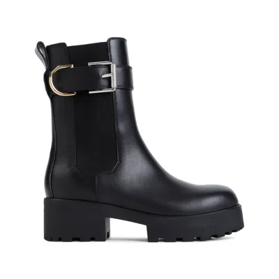 Givenchy Voyou Leather Buckle Chelsea Boots