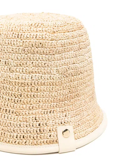 Jacquemus Le Bob Soli Bucket Hat In Ivory