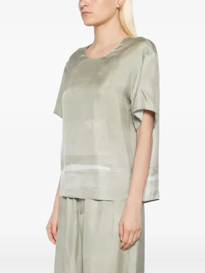 Less Patterned Blouse