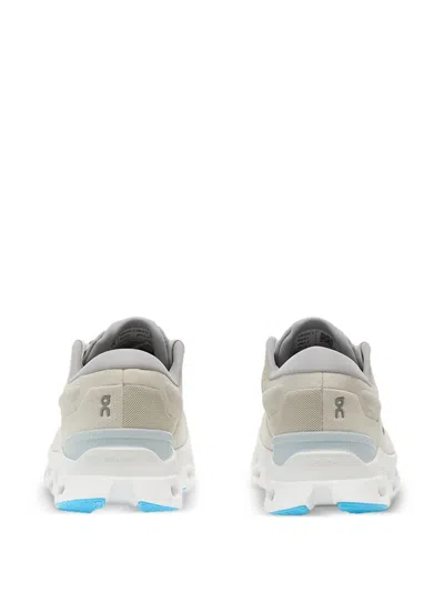 On Cloudstratus 3 Mesh-upper Sneakers In Gray