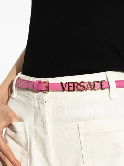 Versace Logo-lettering Belt In Pink