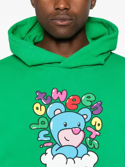 图案印花连帽衫