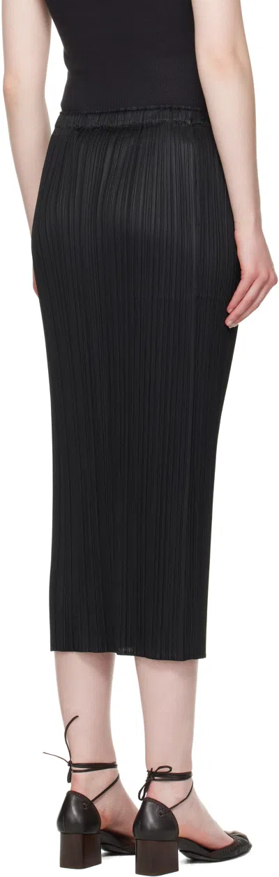 Issey Miyake Midi Skirt Featuring Pleated Design