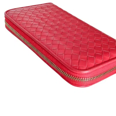 Pre-owned Bottega Veneta Red Color Leather Long Wallet (bi-fold) ()