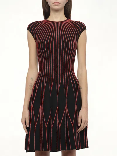 Alexander Mcqueen Women's Knit Dress Black/red