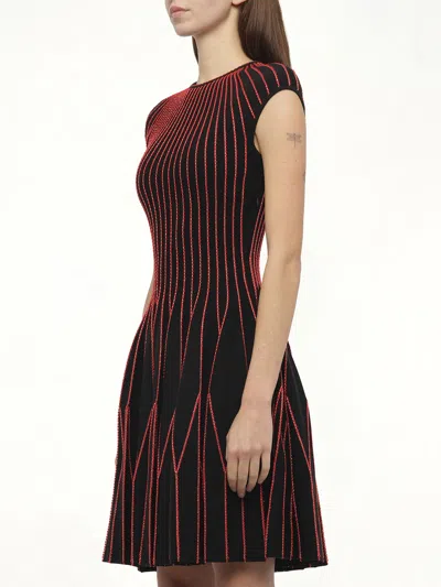 Alexander Mcqueen Women's Knit Dress Black/red