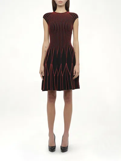 Alexander Mcqueen Women's Knit Dress Black/red