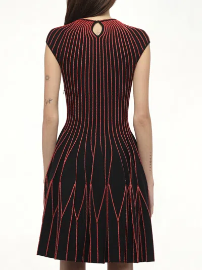 Alexander Mcqueen Women's Knit Dress Black/red