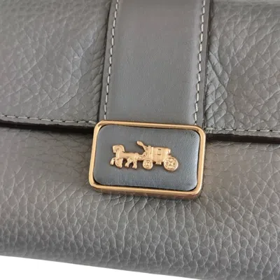 Pre-owned Coach Gray Leather Wallet (bi-fold) ()